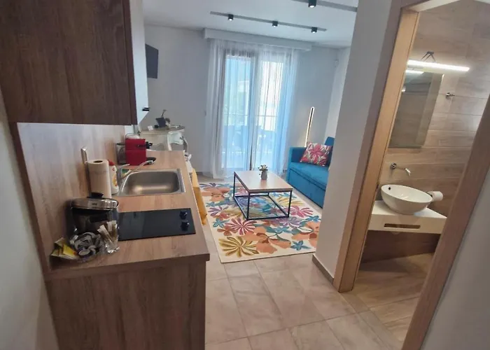 Smaragdos Thassos Boutique Chrysi Ammoudia