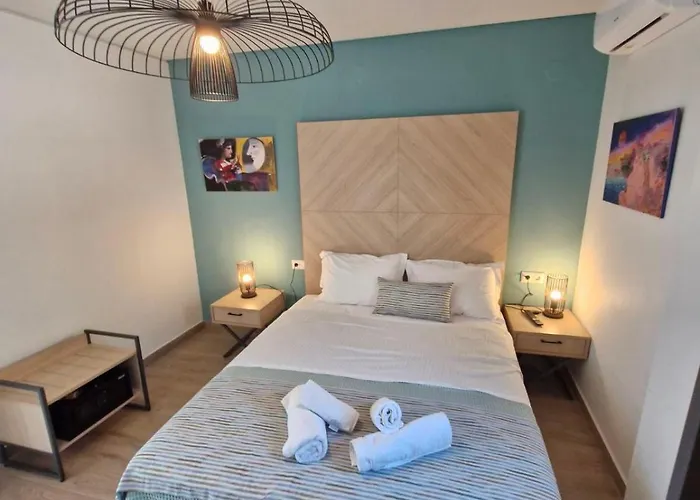 Smaragdos Thassos Boutique * خْريسيا أموذيا
